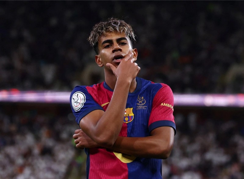 PSG định giá Yamal ở mức 350 triệu euro