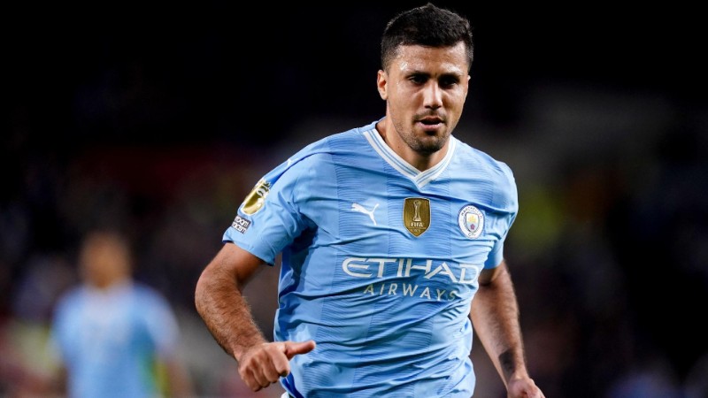 Rodri xem xét gia nhập Real Madrid 2 Cầu thủ người Tây Ban Nha chịu áp lực lớn tại Premier League
