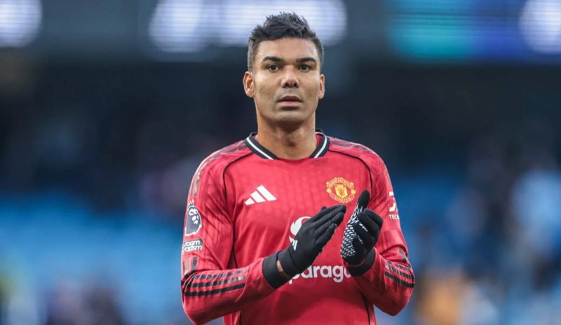 Messi yêu cầu Inter Miami chiêu mộ Casemiro 2 Quỷ đỏ chấp thuận để Casemiro ra đi