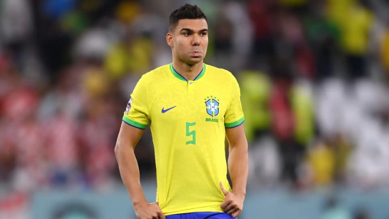 Casemiro giữ vai trò thủ lĩnh tuyến giữa bản lĩnh