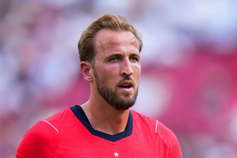 Harry Kane mở tỷ số cho ĐT Anh bằng đánh đầu